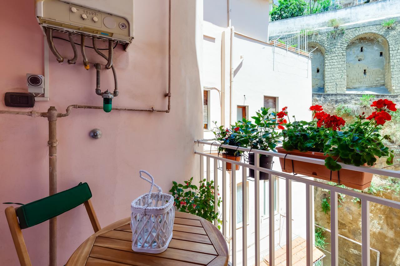 Gradoni - Panoramic Flat On The Steps By Napoliapartments Naples