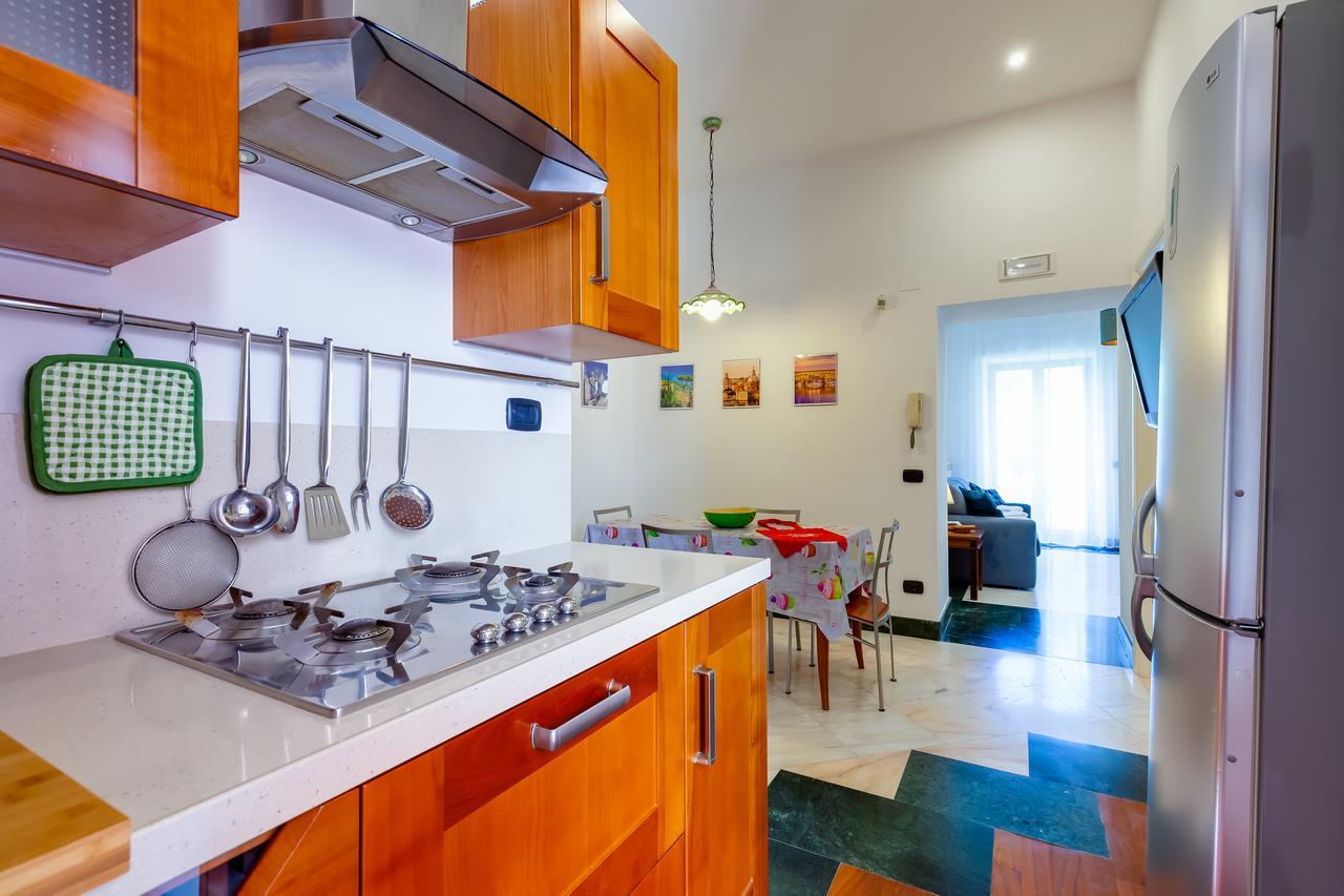 Apartment Gradoni - Panoramic Flat On The Steps By Napoliapartments
